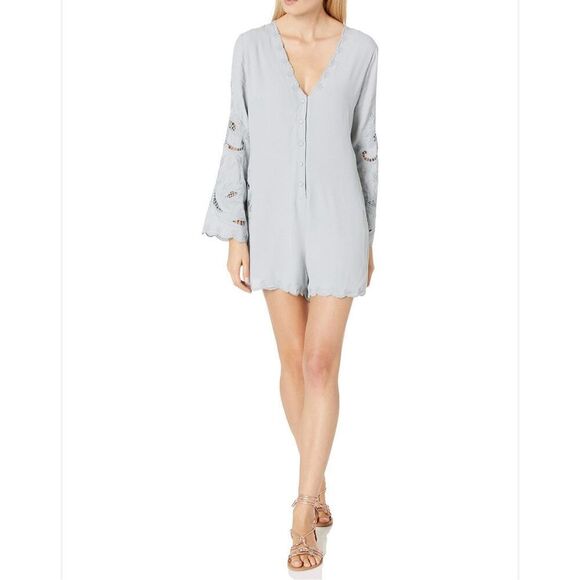 ASTR the label Women's S Genevieve Embroidered Bell Sleeve Romper Dust/Gray Boho - Picture 1 of 15